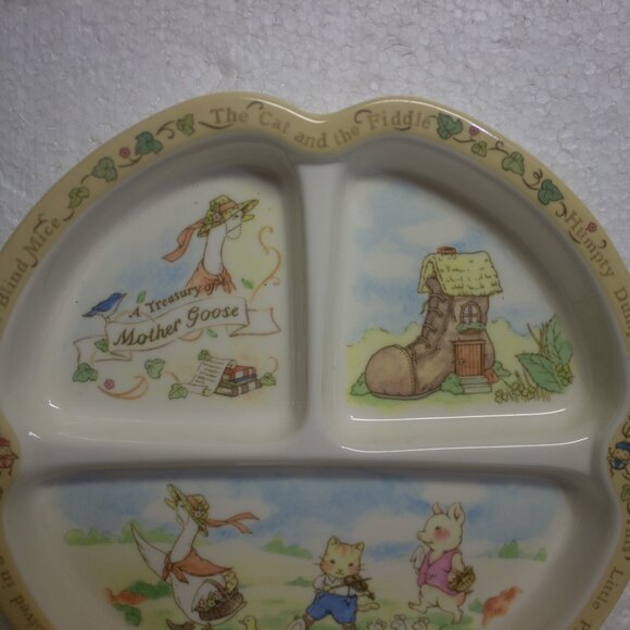 Vintage A Treasury of Mother Goose Peco Melamine Ware Divided Children's Plate - Picture 2 of 7